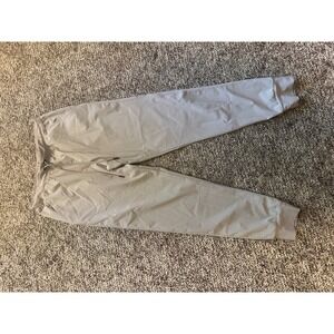 UNDER Armour‎ Joggers, Women's Medium- Beige